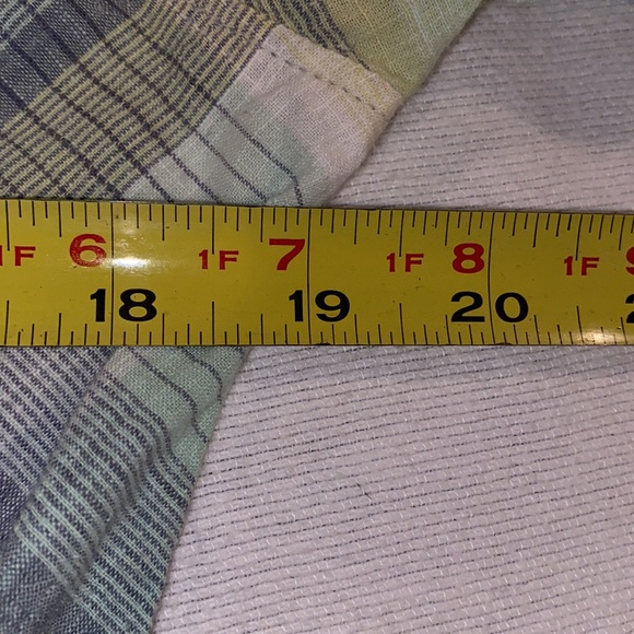 Columbia women’s pastel green and blue plaid long sleeve button down size M - Picture 3 of 8